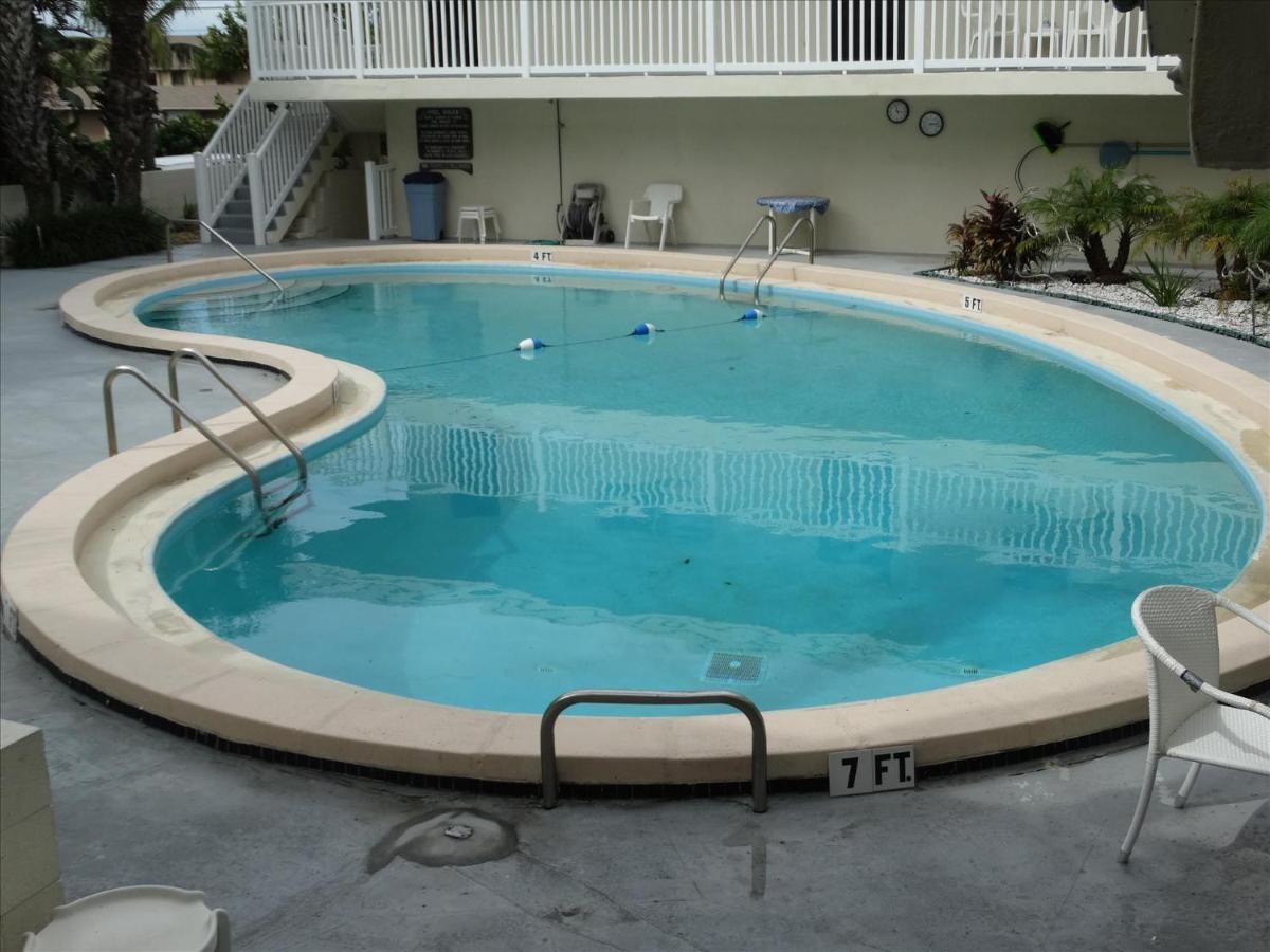Quiet Vista Del Mar 2 Bedroom Condo Beachfront Property Cocoa Beach Buitenkant foto
