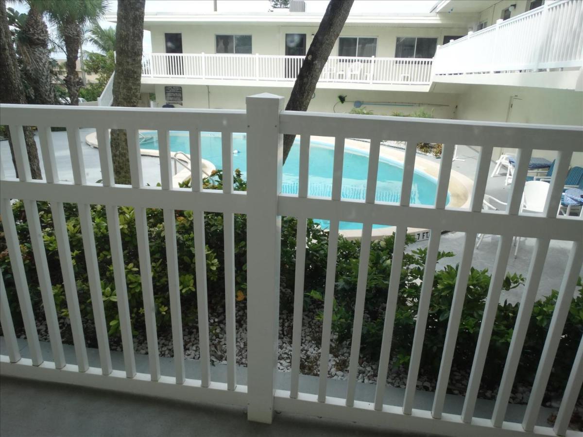 Quiet Vista Del Mar 2 Bedroom Condo Beachfront Property Cocoa Beach Buitenkant foto